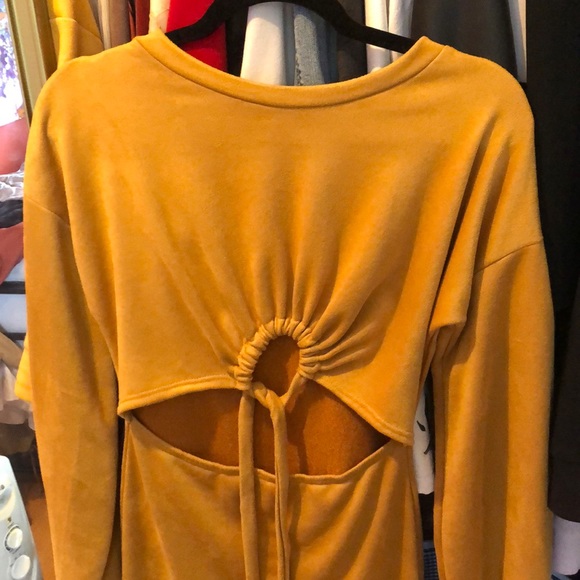 Ivory Rose ASOS Mustard Yellow Velvet Dress - Picture 1 of 5